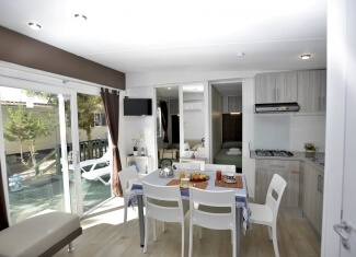 Soggiorno Mobile Home Torre Smeraldo
